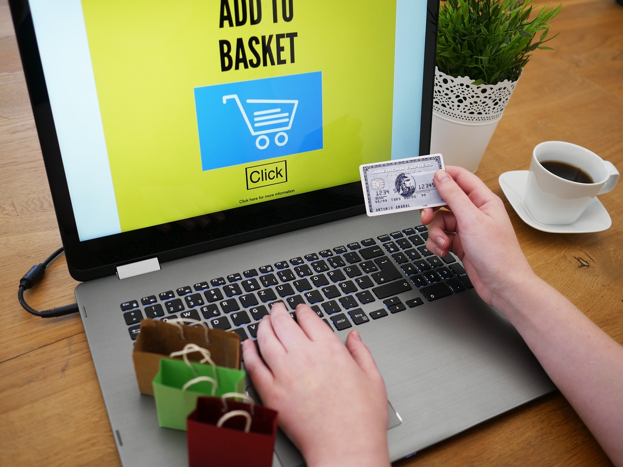 Créer un site e-commerce rentable : les 7 étapes essentielles